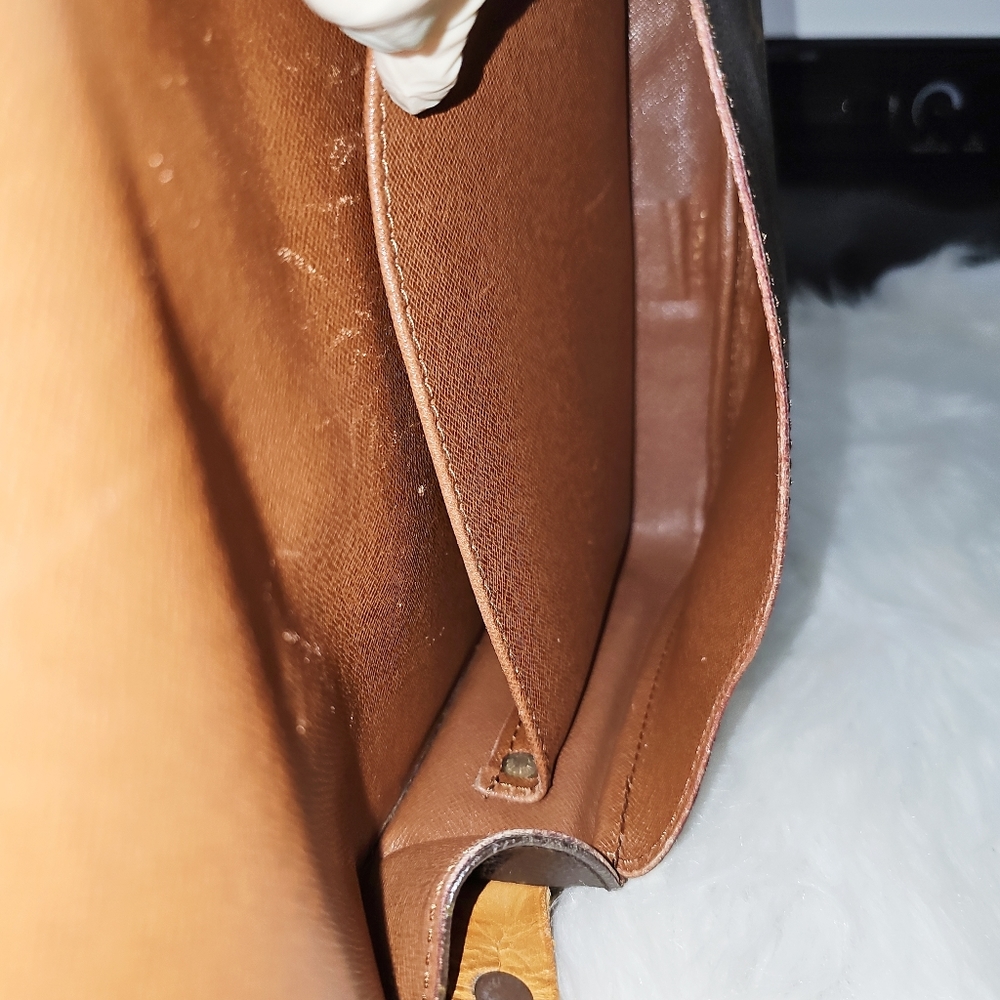 SOLD🔥Beautiful Condition 🔥 Authentic Louis Vuitton Cartouchiere MM - Picture 7 of 15